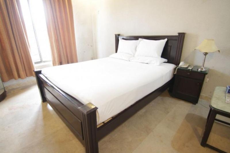 Hotel The Leschanze Lahore Exterior photo