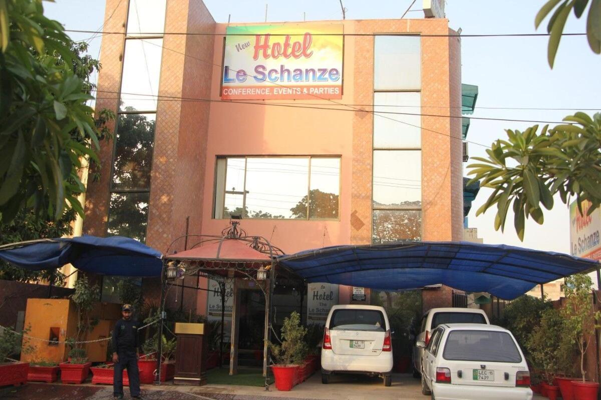 Hotel The Leschanze Lahore Exterior photo