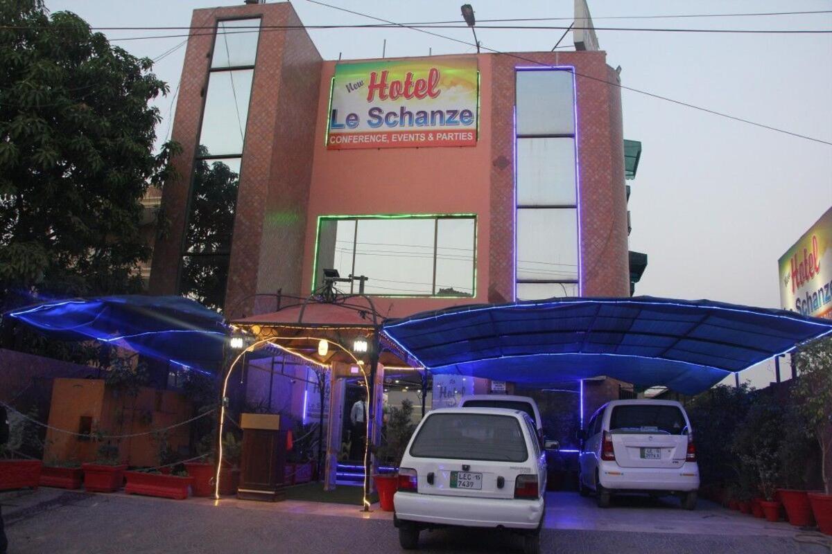 Hotel The Leschanze Lahore Exterior photo